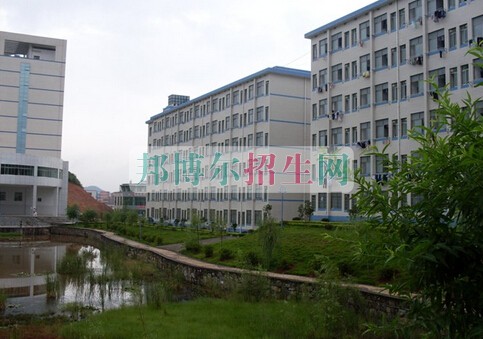 益陽醫(yī)學高等?？茖W校
