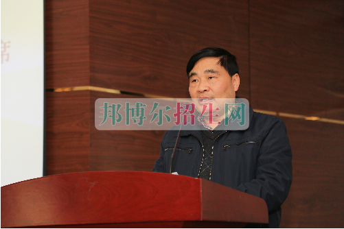 成都航空職業(yè)技術(shù)學院第三屆第一次教職工代表、工會會員代表大會勝利召開