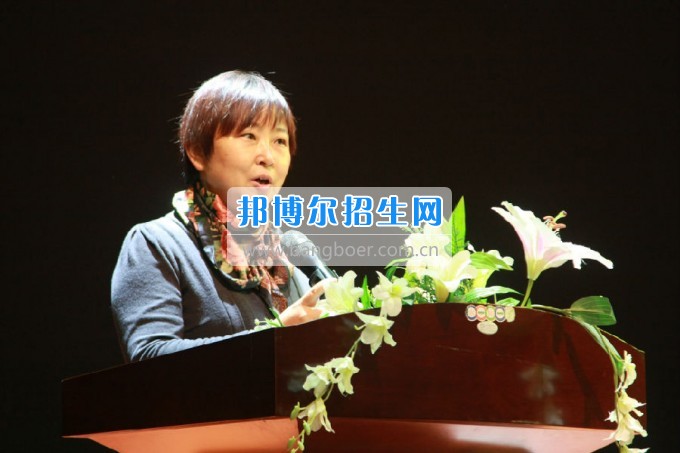 貴陽幼兒師范學(xué)校校本培訓(xùn)拉開新學(xué)期序幕，2017擼起袖子加油干！
