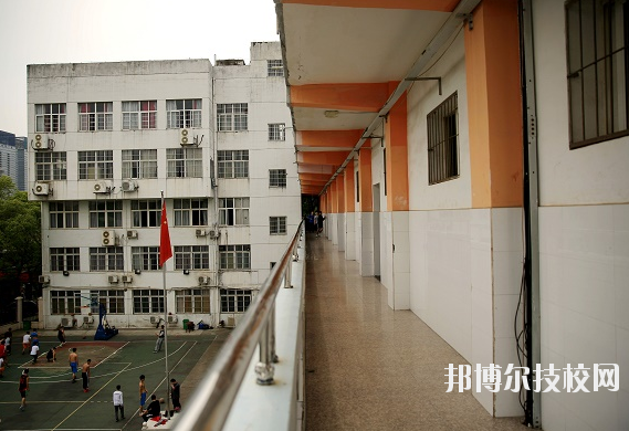 南昌體育運(yùn)動學(xué)校2020年報(bào)名條件、招生要求、招生對象