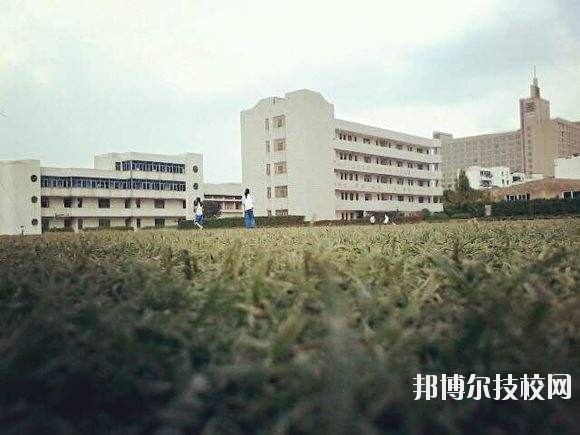 余姚市職業(yè)技術(shù)學(xué)校2020年學(xué)費(fèi)、收費(fèi)多少