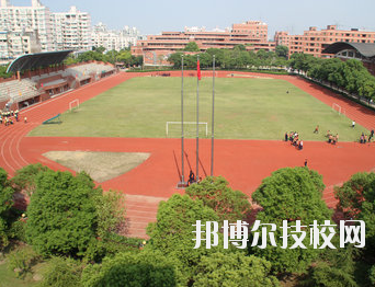 重慶新渝技工學(xué)校2020年報名條件、招生要求、招生對象