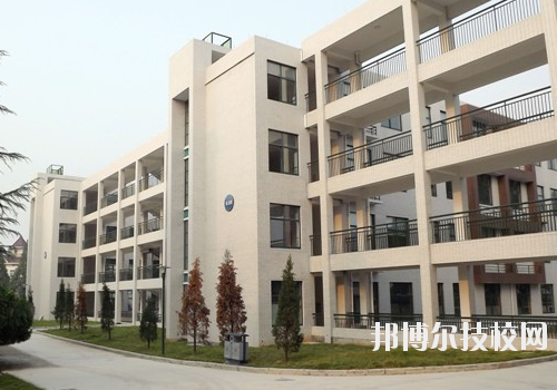 建德工業(yè)技術(shù)學(xué)校2020年報名條件、招生要求、招生對象