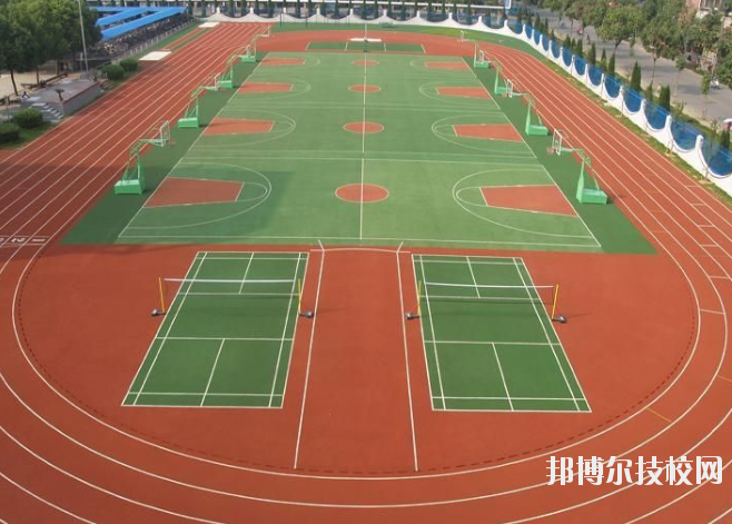 重慶商務(wù)學(xué)校怎么樣、好不好