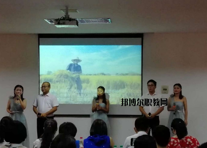 廣豐區(qū)信息技術(shù)學校怎么樣、好不好