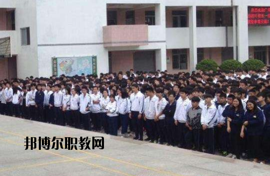 臺(tái)山技工學(xué)校2020年報(bào)名條件、招生要求、招生對(duì)象