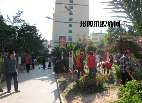 姚安縣職業(yè)高級(jí)中學(xué)怎么樣、好不好