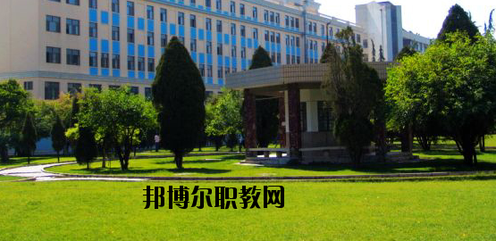 甘肅工業(yè)技師學(xué)院2020年學(xué)費(fèi)、收費(fèi)多少