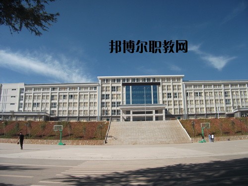 文山職業(yè)高級中學2020年報名條件、招生要求、招生對象