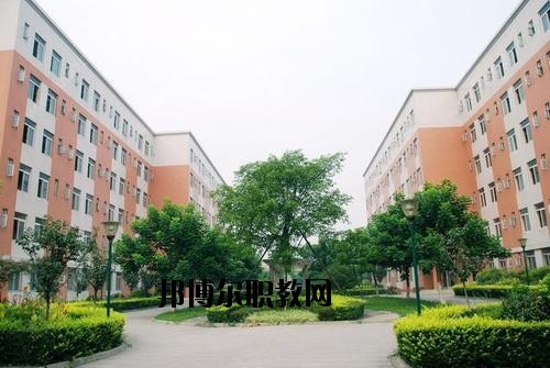 成都信息工程職業(yè)技術(shù)學(xué)校2020年報(bào)名條件、招生要求、招生對(duì)象