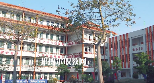 高州第一職業(yè)技術(shù)學(xué)校怎么樣、好不好