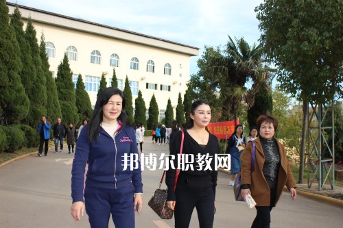 勐?？h職業(yè)高級中學2021年報名條件、招生要求、招生對象