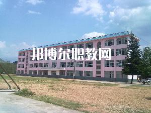耿馬縣職教中心2021年報名條件、招生要求、招生對象