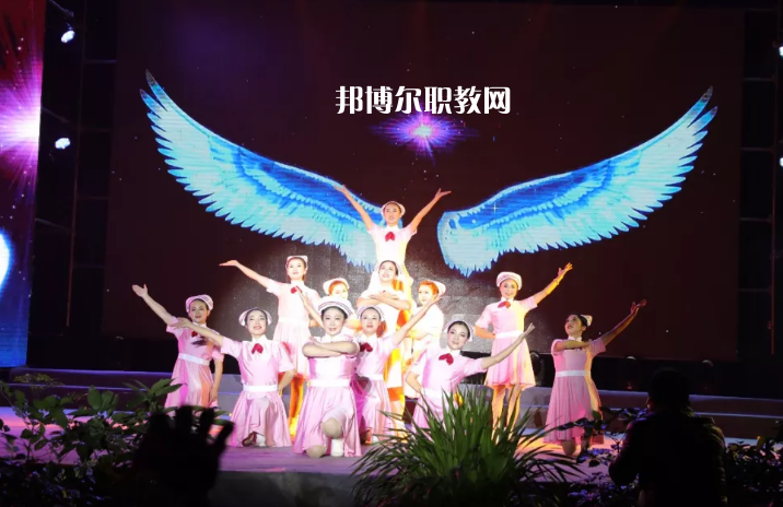 昭通衛(wèi)生學(xué)校2021年學(xué)費(fèi)、收費(fèi)多少