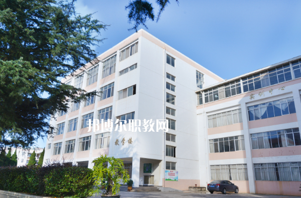 云南中醫(yī)藥中等?？茖W(xué)校2021年有哪些專業(yè)
