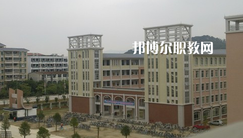 普寧科技職業(yè)技術(shù)學(xué)校2022年報(bào)名條件、招生要求、招生對象