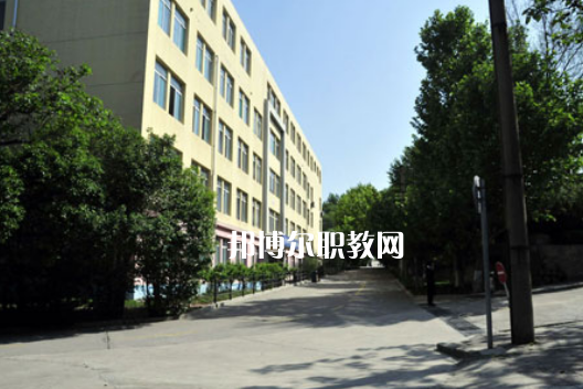 咸陽陜廣電子機械職業(yè)技術(shù)學校2022年宿舍條件