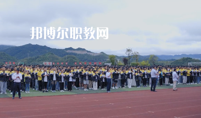 習(xí)水中等職業(yè)學(xué)校2022年報名條件、招生要求、招生對象