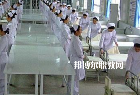 甘肅省中醫(yī)學校2022年報名條件、招生要求、招生對象