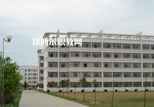 江蘇建湖中等專業(yè)學(xué)校2022年報(bào)名條件、招生要求、招生對象