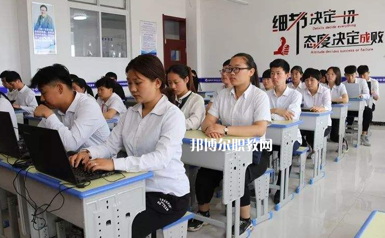 吳橋縣職業(yè)技術(shù)教育中心2022年報名條件、招生要求、招生對象