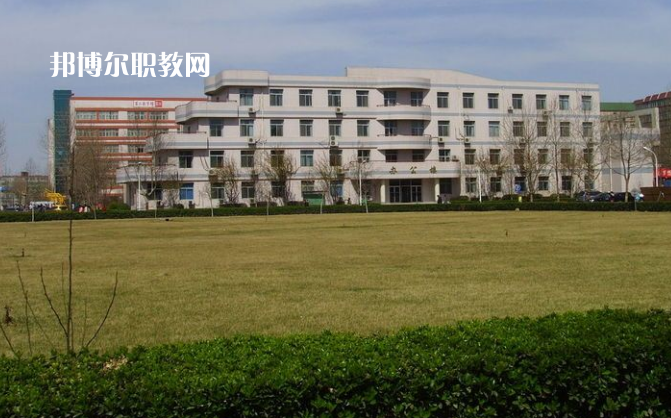 大理農(nóng)業(yè)學(xué)校2022年學(xué)費、收費多少
