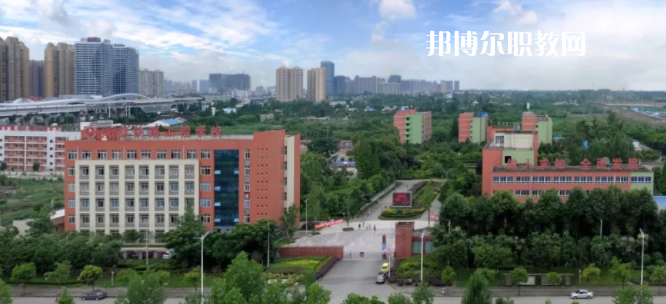 成都鐵路工程學校怎么樣、好不好