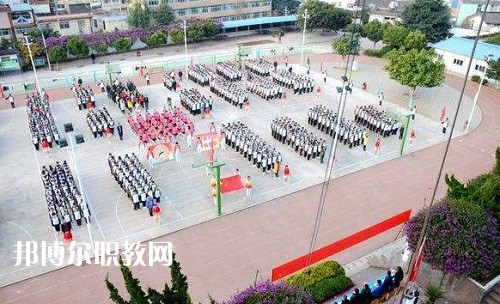 云龍縣民族職業(yè)高級(jí)中學(xué)報(bào)名條件、招生要求、招生對(duì)象
