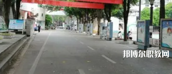柳州機(jī)電工業(yè)學(xué)校2022年報(bào)名條件、招生要求、招生對(duì)象