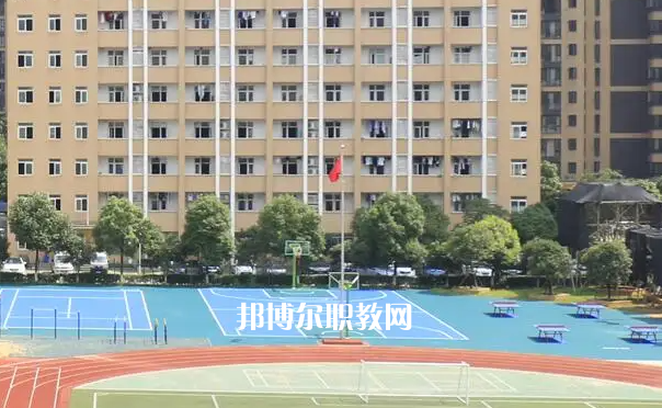武漢助產(chǎn)學(xué)校2022年報(bào)名條件、招生要求、招生對(duì)象