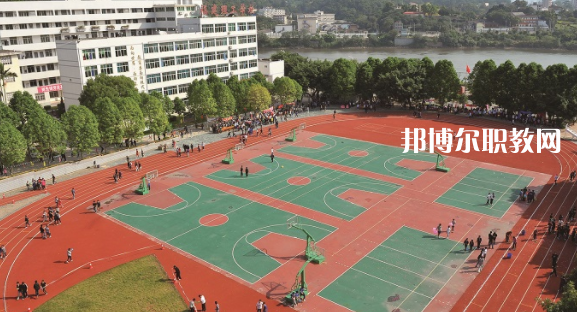 福建理工學校2023年學費、收費多少