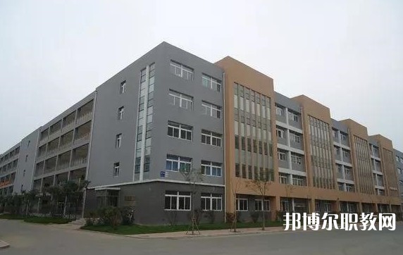 2024鞍山市藝術(shù)學(xué)校招生計(jì)劃 招生人數(shù)是多少(附要求、條件、對(duì)象)
