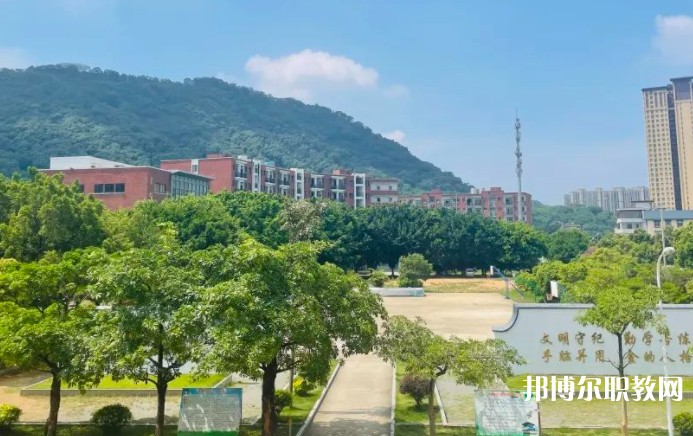 福州市華幟技工學(xué)校怎么樣、好不好